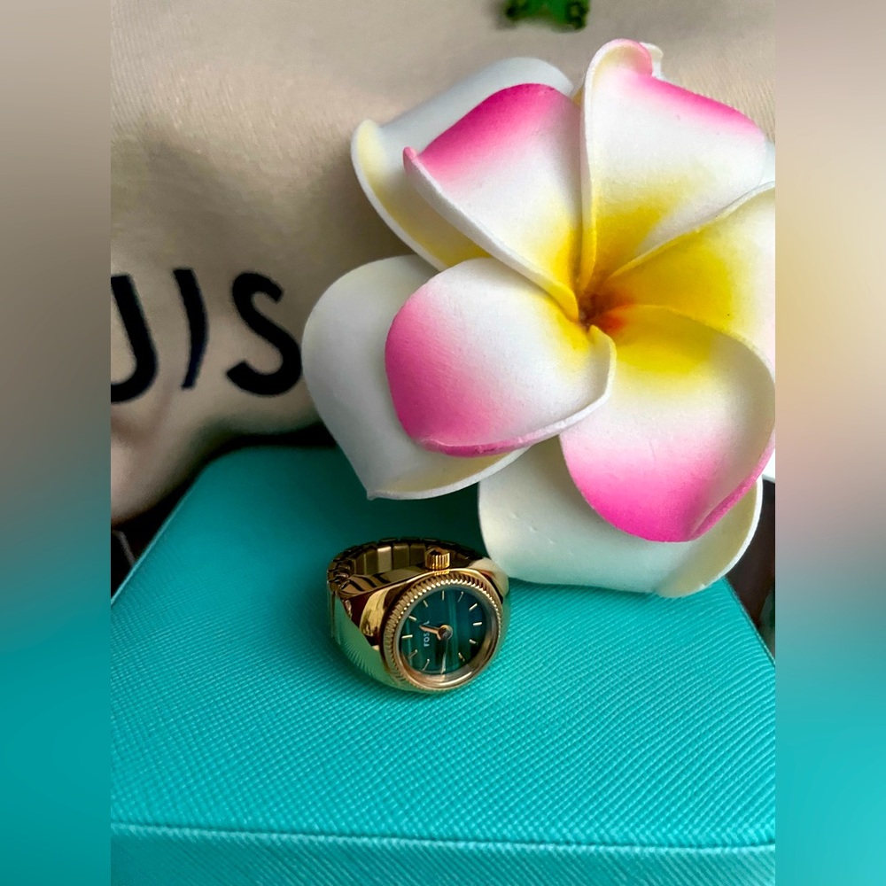 FOSSIL Watch Ring Two-Hand Gold-Tone Stainless Steel